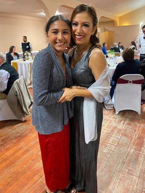 Cena Cecy y Liz